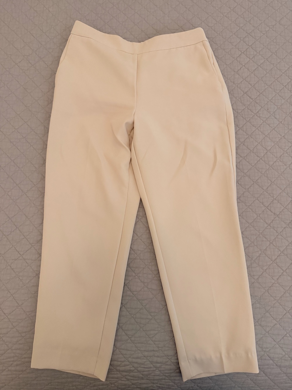 Ann Taylor Crepe Collarless Suit Jacket and Pants 10P - Picture 6 of 9